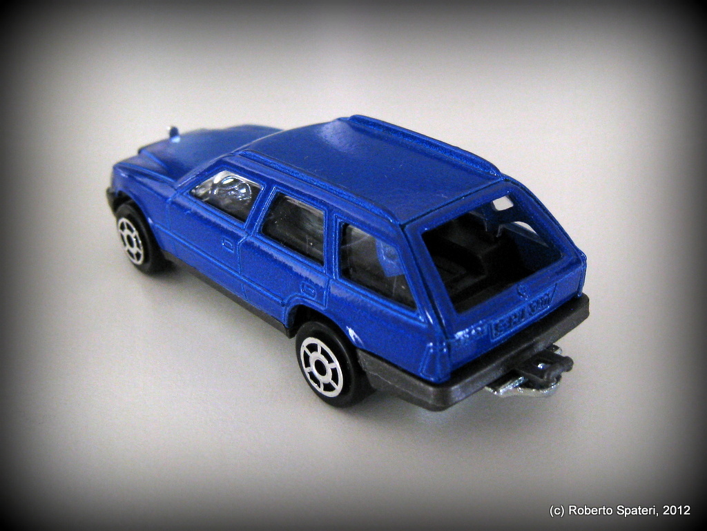 Majorette Mercedes 300 TE (n.250-C)